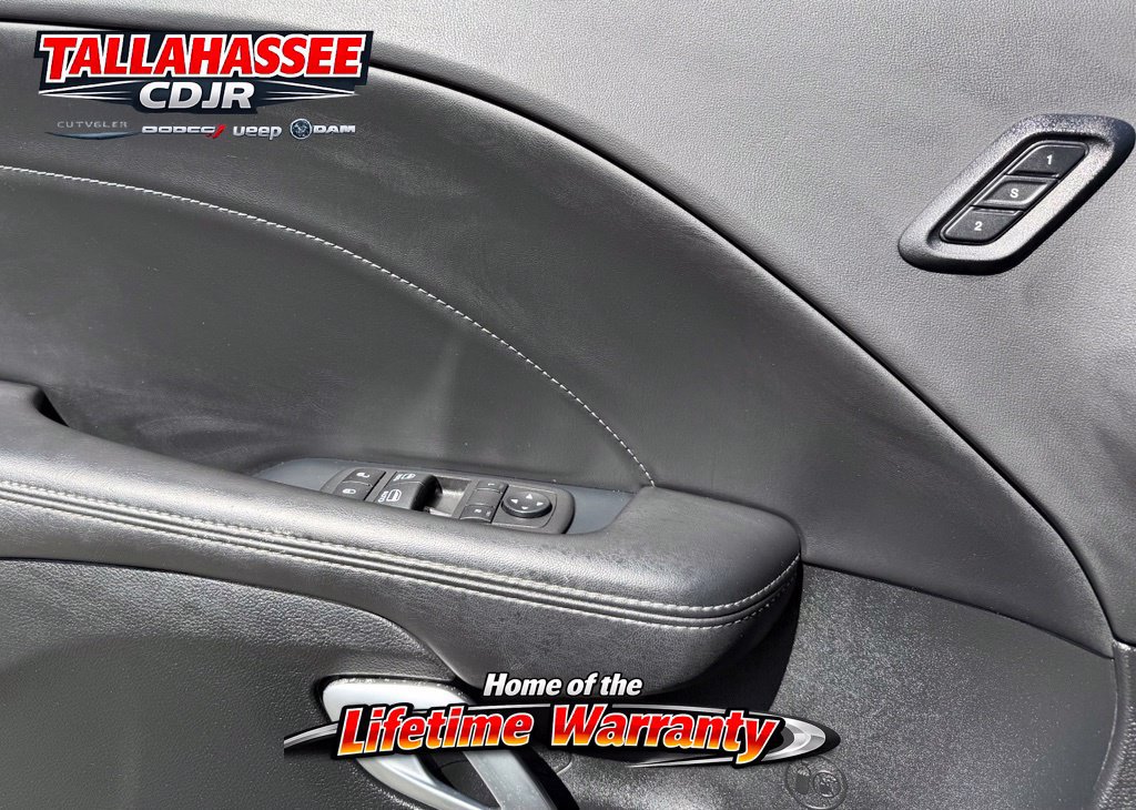 Used 2023 Dodge Challenger SXT w/ Plus Package RWD image 18