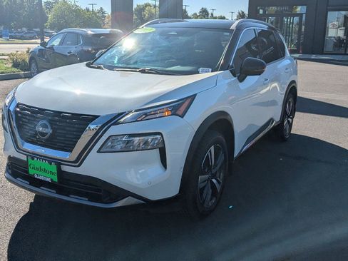 Used 2023 Nissan Rogue SL w/ SL Premium Package AWD/4WD image 2