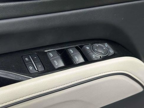 Used 2022 Cadillac Escalade ESV Sport AWD/4WD image 29
