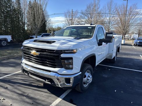 New 2025 Chevrolet Silverado 3500 W/T w/ WT Convenience Package RWD image 4
