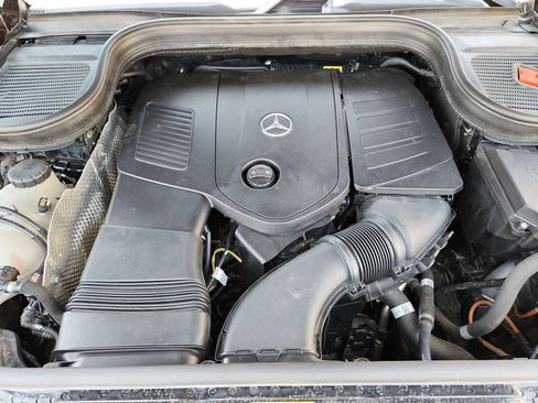 Used 2025 Mercedes-Benz GLE 350 4MATIC image 10