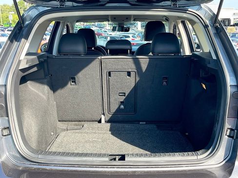 Used 2022 Volkswagen Taos SE image 24