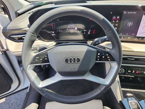 Certified 2025 Audi Q5 Premium Plus w/ Premium Plus AWD/4WD image 21