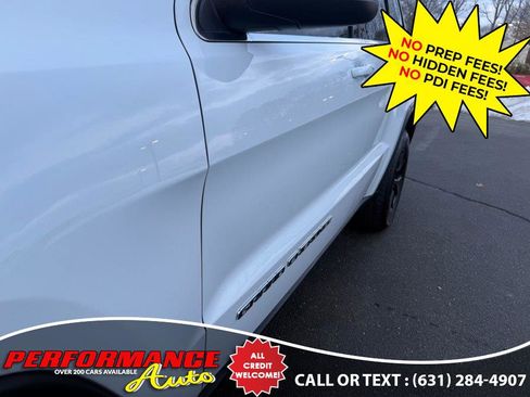 Used 2019 Jeep Grand Cherokee Laredo image 17