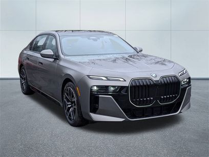 New 2025 BMW 740i xDrive w/ Premium Package