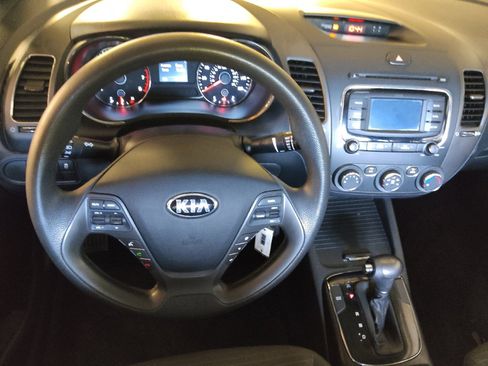 Used 2017 Kia Forte LX w/ LX Popular Package FWD image 22