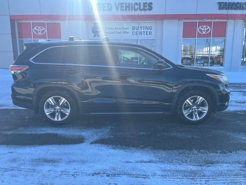 Used 2015 Toyota Highlander Limited Platinum image 6