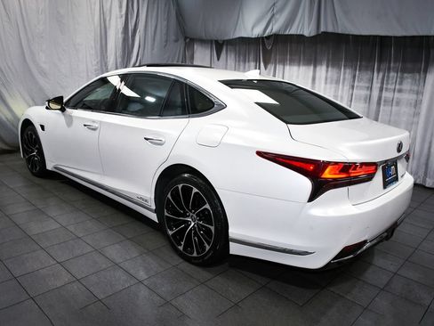 Used 2022 Lexus LS 500h AWD w/ Luxury Package image 4