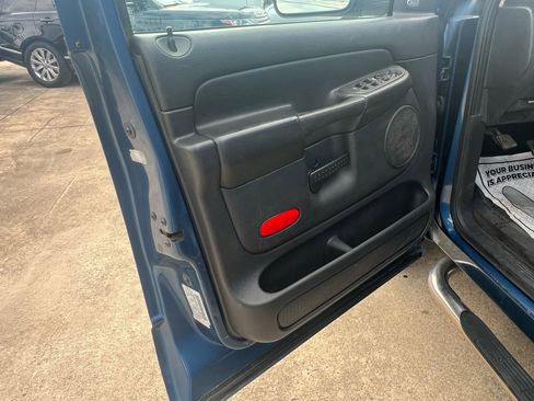 Used 2003 Dodge Ram 2500 Truck SLT image 25
