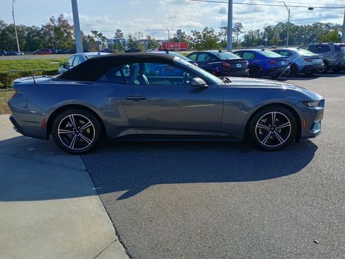 Used 2024 Ford Mustang Premium image 4