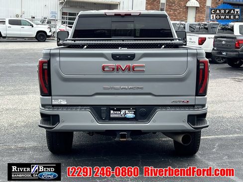 Used 2024 GMC Sierra 2500 AT4 w/ AT4 Preferred Package image 4