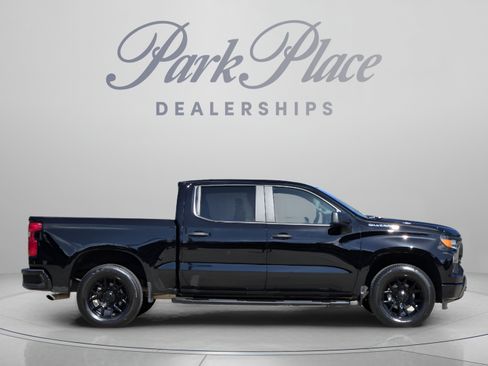 Used 2025 Chevrolet Silverado 1500 Custom RWD image 6