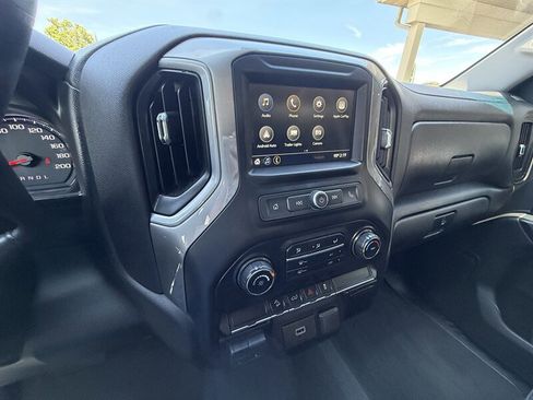 Used 2019 Chevrolet Silverado 1500 Custom Trail Boss w/ Custom Convenience Package AWD/4WD image 21