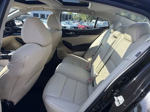 Used 2019 Nissan Maxima Platinum w/ Illumination Package image 17