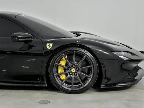 Used 2022 Ferrari SF90 Stradale image 14