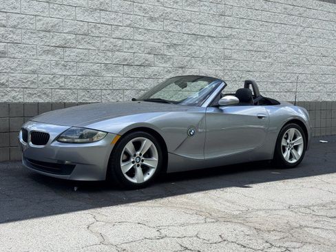 Used 2006 BMW Z4 3.0i RWD image 11