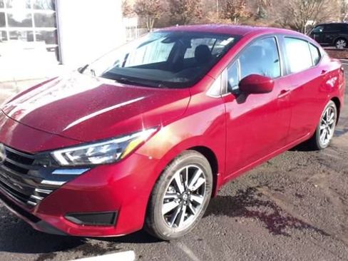 New 2025 Nissan Versa SV w/ Trunk Package image 4