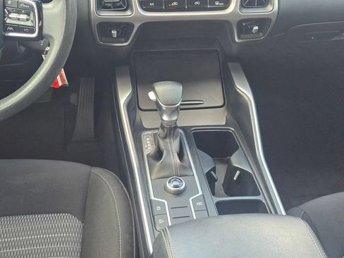 Used 2022 Kia Sorento LX FWD image 18