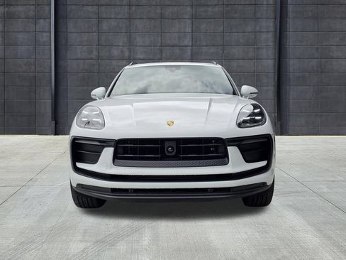 Used 2026 Porsche Macan AWD/4WD image 10