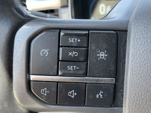 Used 2023 Ford F150 Lariat RWD image 15