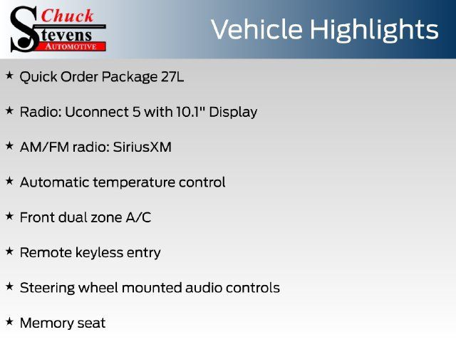 Used 2025 Chrysler Pacifica Select FWD image 5