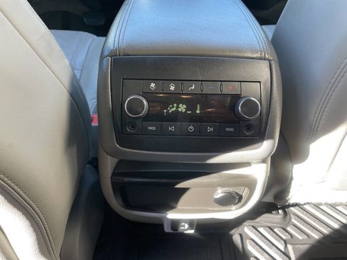 Used 2017 GMC Acadia Limited SLT image 11