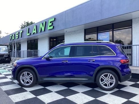 Used 2021 Mercedes-Benz GLB 250 4MATIC image 6