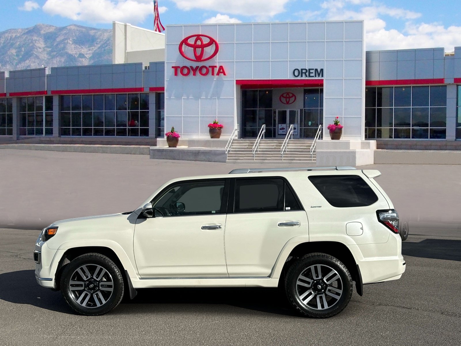Used 2023 Toyota 4Runner Limited AWD/4WD image 6