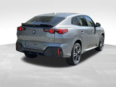 New 2026 BMW X2 xDrive28i AWD/4WD image 4