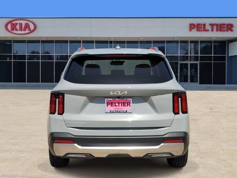 New 2026 Kia Sorento S FWD image 4