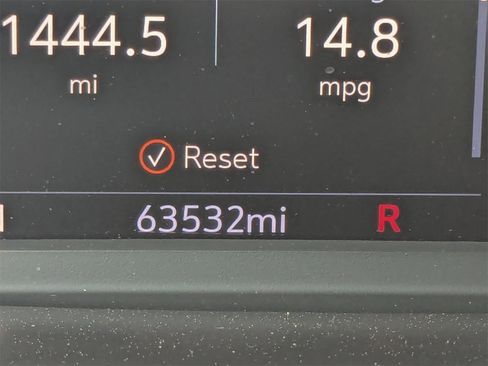 Used 2021 Chevrolet Silverado 2500 High Country w/ Z71 Off-Road Package image 32