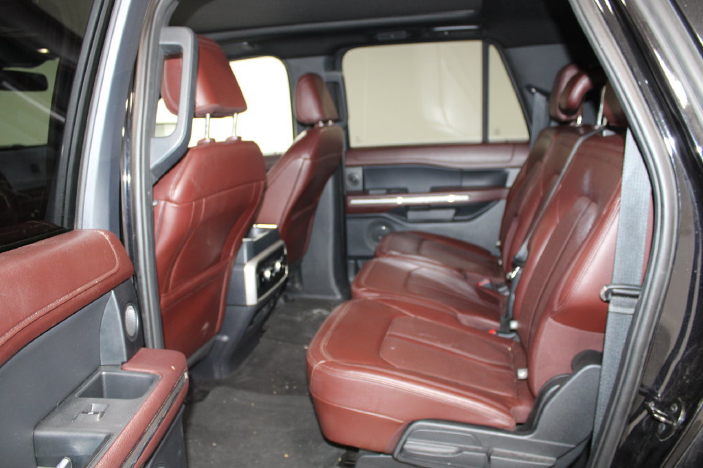 Used 2022 Ford Expedition Max Limited AWD/4WD image 18