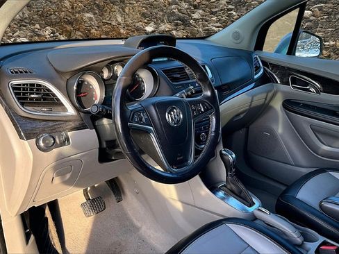 Used 2014 Buick Encore Premium image 12