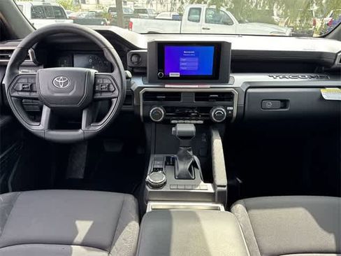 Used 2025 Toyota Tacoma SR5 image 18