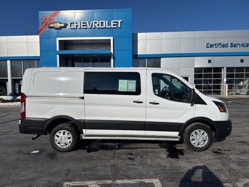 Used 2024 Ford Transit 250 Low Roof w/ Exterior Upgrade Package image 23