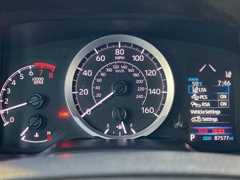 Used 2020 Toyota Corolla L image 14