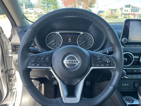 Used 2022 Nissan Sentra SV image 14