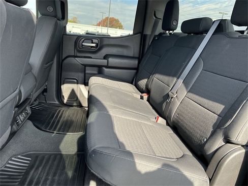 Used 2022 Chevrolet Silverado 1500 LT image 22