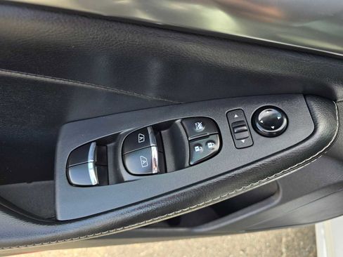 Used 2023 Nissan Maxima SV w/ Floor Mat Group image 23