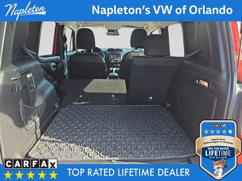 Used 2017 Jeep Renegade Altitude AWD/4WD image 28
