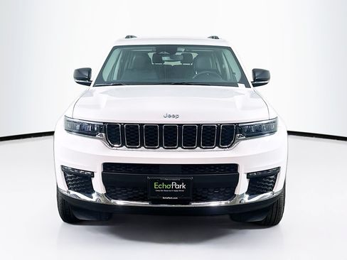 Used 2023 Jeep Grand Cherokee L Limited AWD/4WD image 2