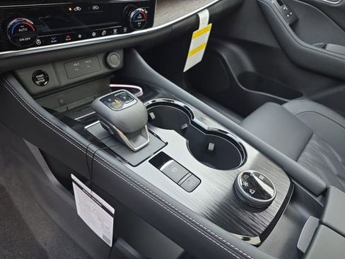 New 2026 Nissan Rogue Platinum w/ Platinum Premium Package image 26