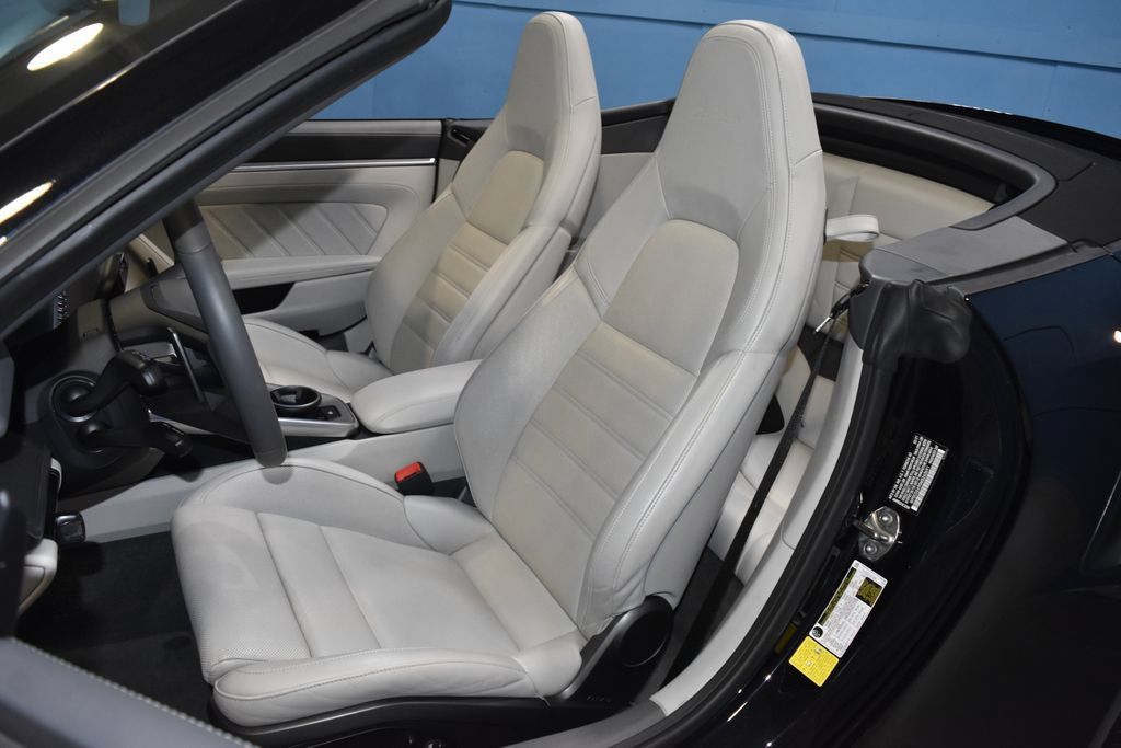 Certified 2021 Porsche 911 Turbo AWD/4WD image 5