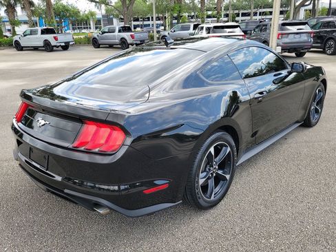 Used 2020 Ford Mustang Coupe RWD image 5