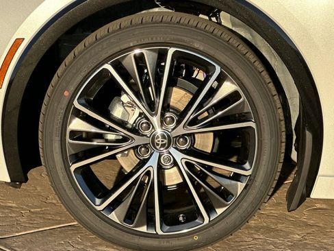 New 2026 Toyota Prius Limited FWD image 33