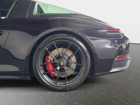 Used 2025 Porsche 911 Targa 4 GTS AWD/4WD image 15