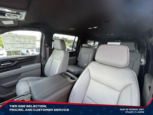 New 2026 GMC Yukon XL Elevation w/ LPO, Elevation Black Package RWD image 13