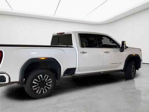 Used 2024 GMC Sierra 2500 Denali Ultimate AWD/4WD image 10