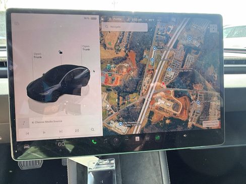 Used 2025 Tesla Model 3 Long Range image 29