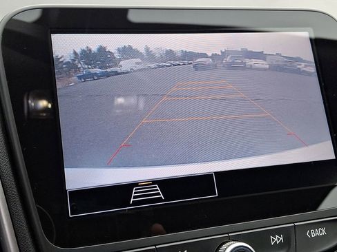 Used 2021 Chevrolet Malibu LS image 17